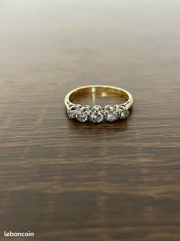 Bague or jaune et blanc 18k 5 diamants 0,53cts (image 1)