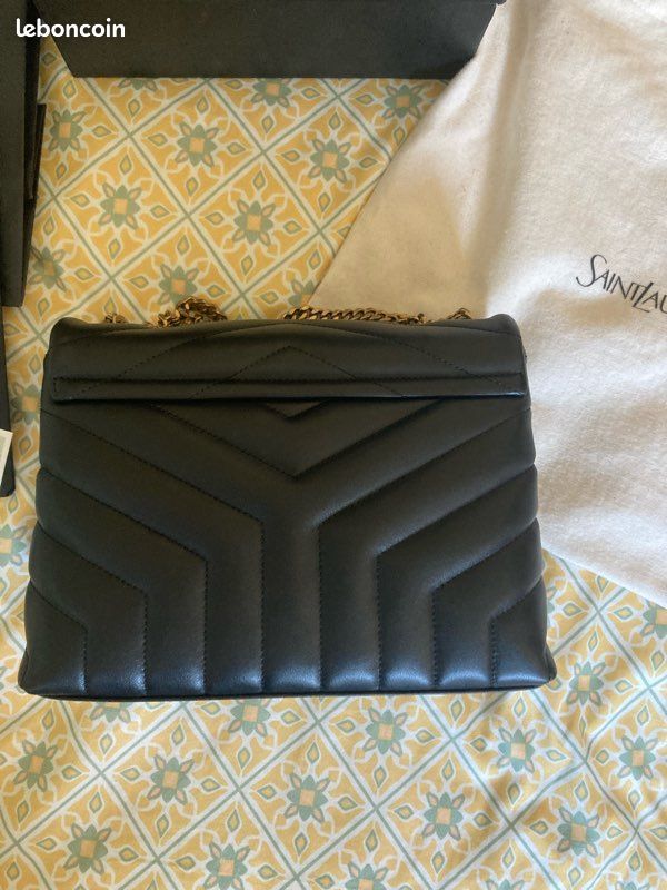 Sac à main YSL Loulou Small noir et or (image 3)