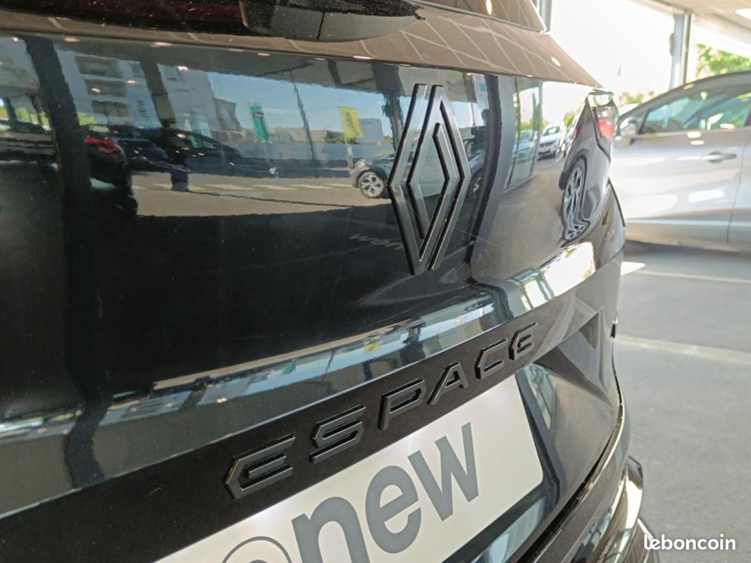 Renault Espace VI full hybrid E-Tech 200 ch 7pl Esprit Alpine (image 20)