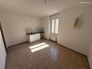 Appartement 2 pièces 39 m² · à Alès · 39 m² · 410 €