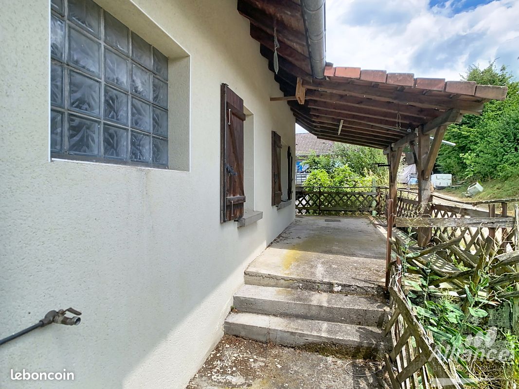 Maison 5 pièces 93 m² · à Réchésy · 93 m² · 88 500 €