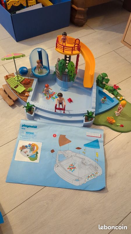 Playmobil 4858 - piscine et toboggan (image 2)