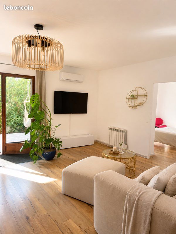 Maison 3 pièces · à Eccica-Suarella · 1 000 €/mois