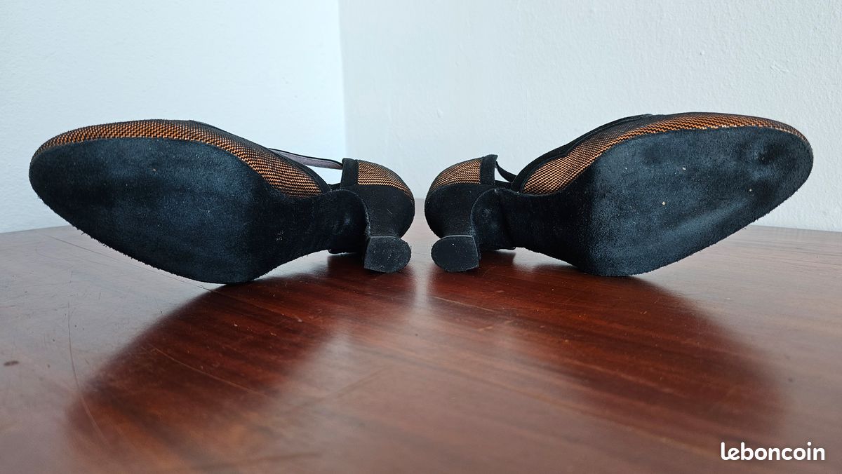 Chaussures de danse Merlet bronze et noir – Pointure : 35 (image 4)