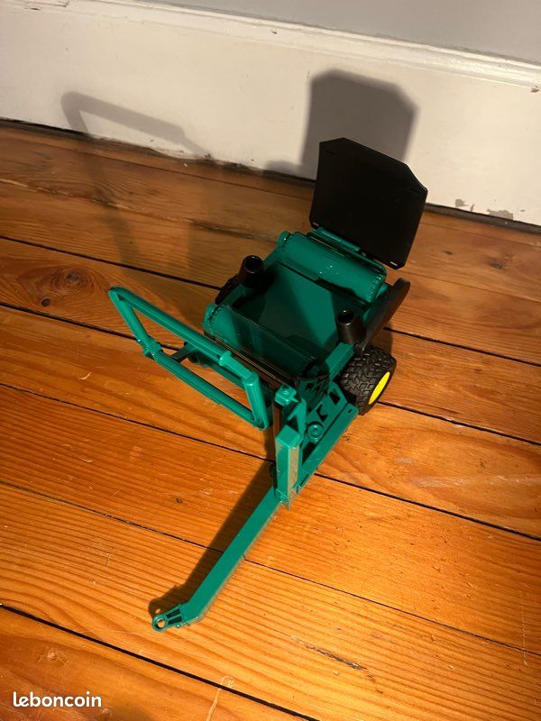 Bruder - Enrubanneuse à bottes de foin (image 1)