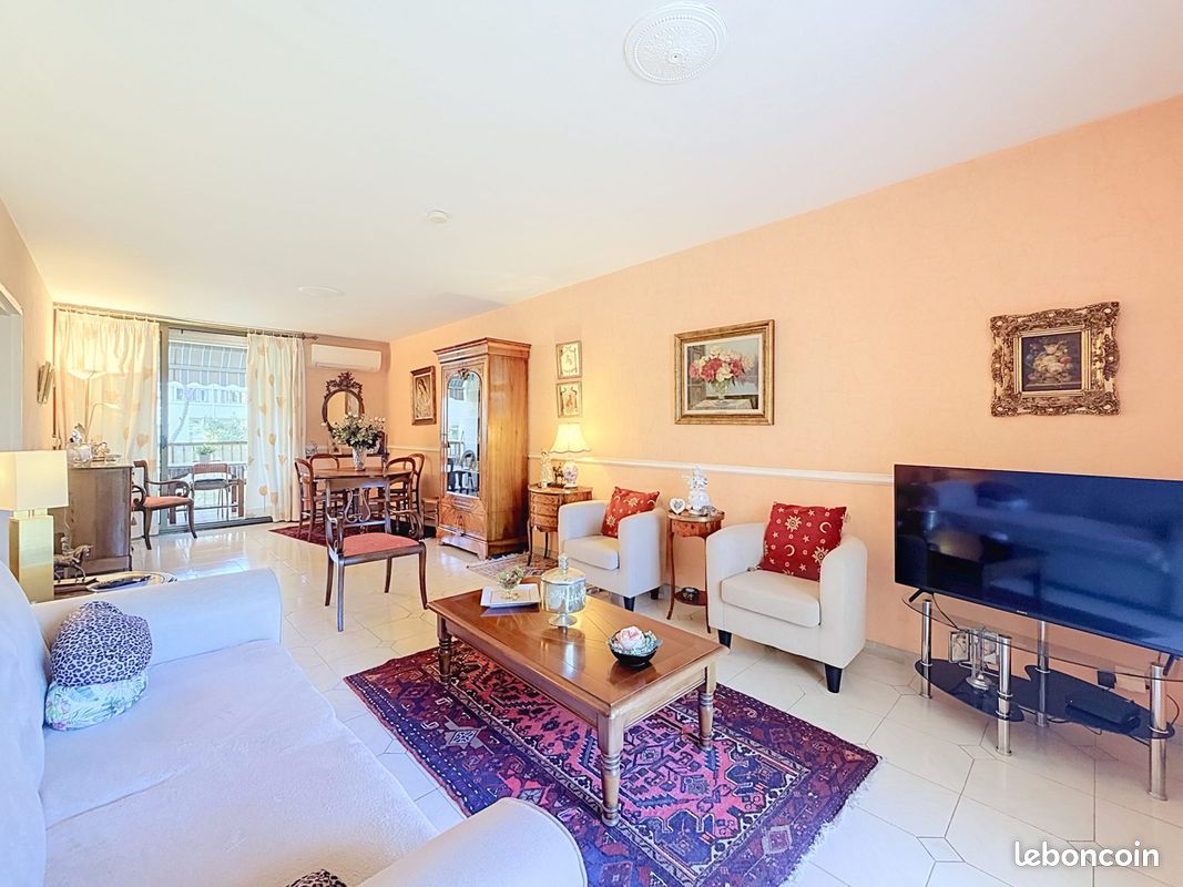 Appartement 4 pièces 81 m² · à Toulon · 81 m² · 230 000 €