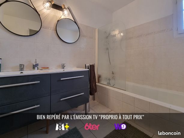 https://img.leboncoin.fr/api/v1/lbcpb1/images/c4/3f/7e/c43f7e59c949e6d7778bb569863b184ee22dc3bb.jpg?rule=ad-image