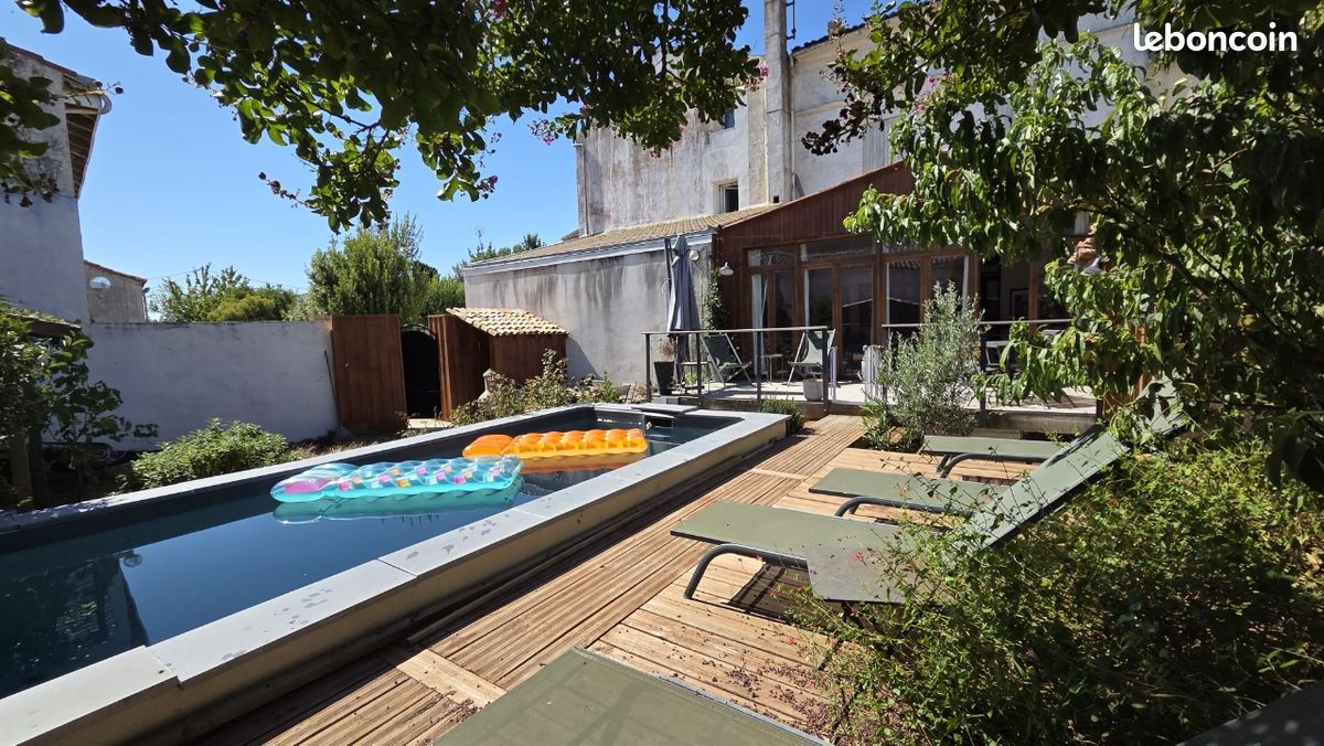 Maison 9 pièces 286 m² · à Cozes · 286 m² · 580 000 €