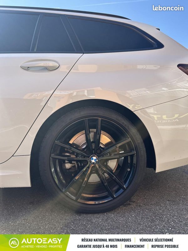 BMW SERIE 3 TOURING 330 xDrive 286ch M SPORT (image 15)