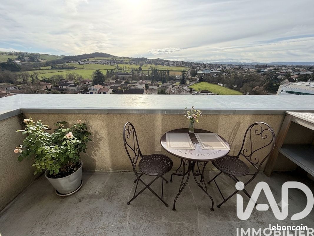 Appartement 3 pièces 83 m² · à Saint-Galmier · 83 m² · 170 000 €