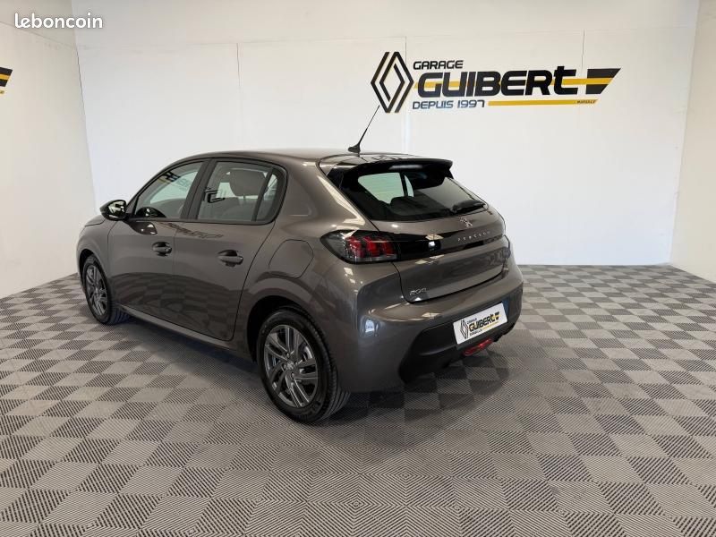 Peugeot 208 1.2 PureTech 100ch S&S Active Pack 118g (image 7)