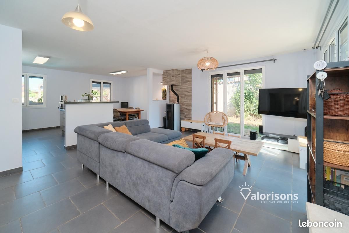 Maison 4 pièces 101 m² · à Décines-Charpieu · 101 m² · 399 000 €