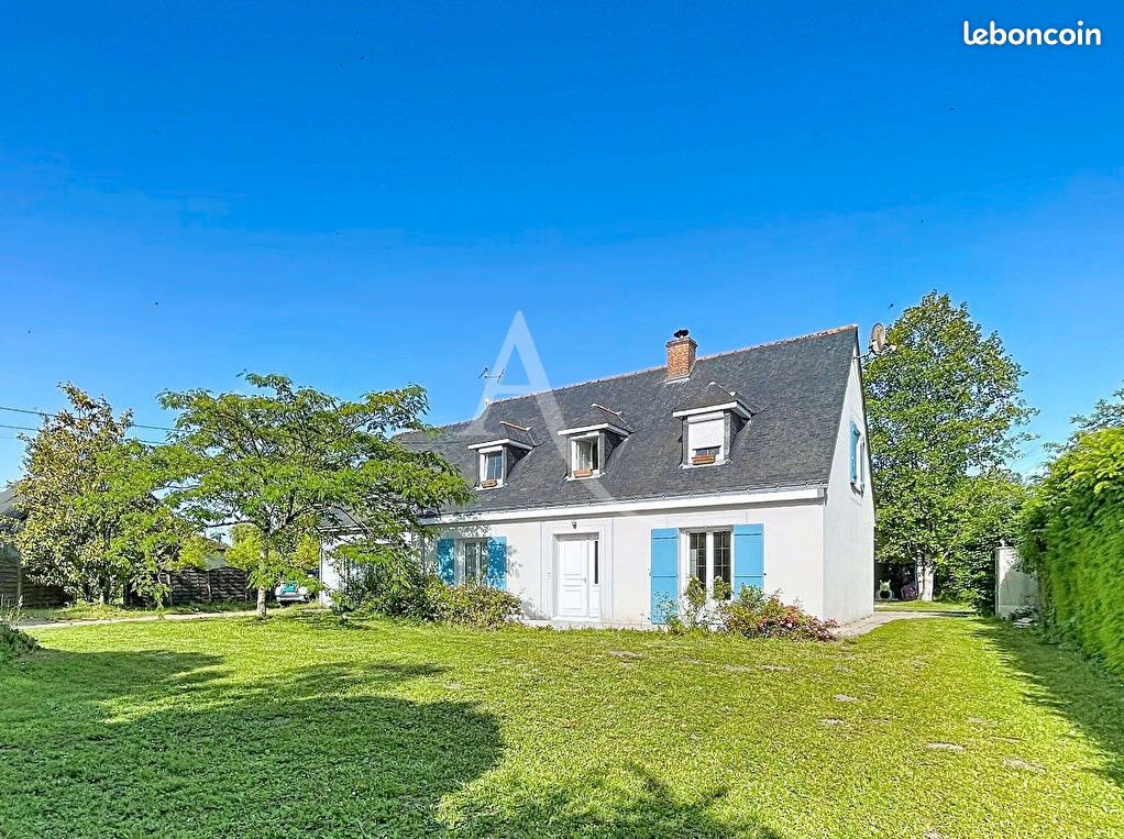 Maison 10 pièces 185 m² · à Mazé-Milon · 185 m² · 302 500 €