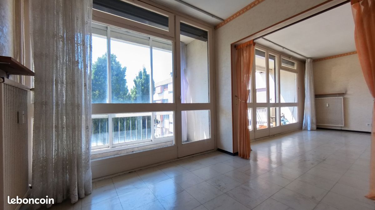Appartement 4 pièces 77 m² · à Valence · 77 m² · 72 500 €