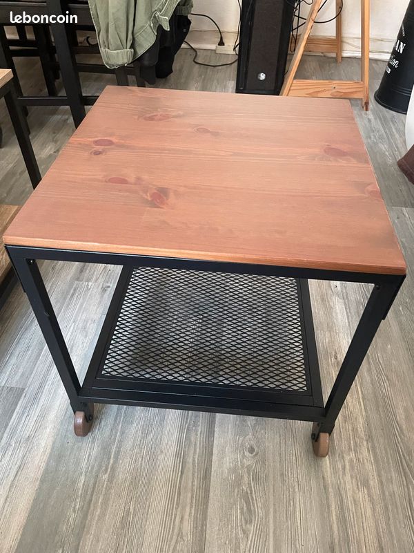 Table d’appoint style industriel (image 2)