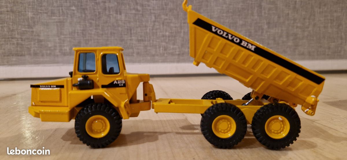 Tombereau Articulé Joal Volvo BM A25 - échelle 1/50 - Miniature En Boîte