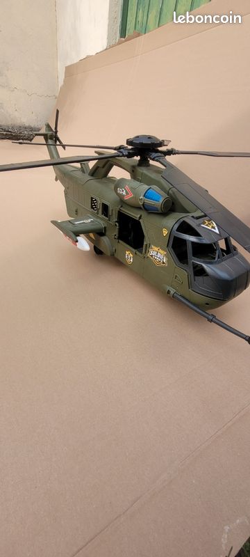 Hélicoptère SOLDIER FORCE (image 3)