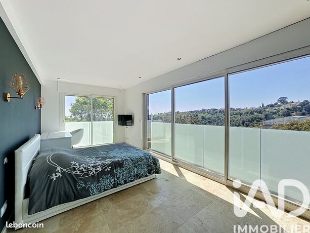Villa 5 pièces 138 m² — 14