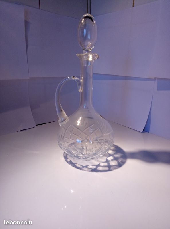Carafe taillé main (image 2)