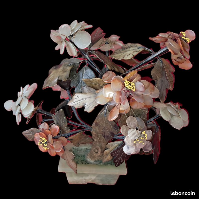 Exceptionnel ancien grand arbre en fleurs 29 cm en pierre dures cache pot en jade artisanat chinois en parfait état (image 1)