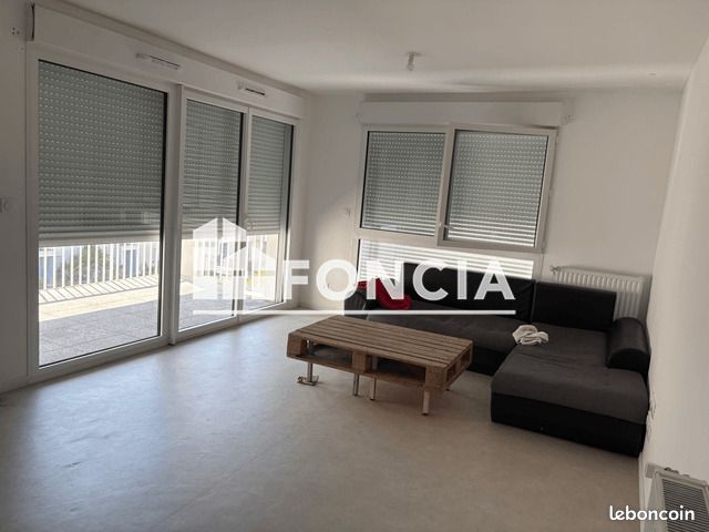 Appartement 3 pièces 63 m² · à Saint-Jacques-de-la-Lande · 63 m² · 885 €