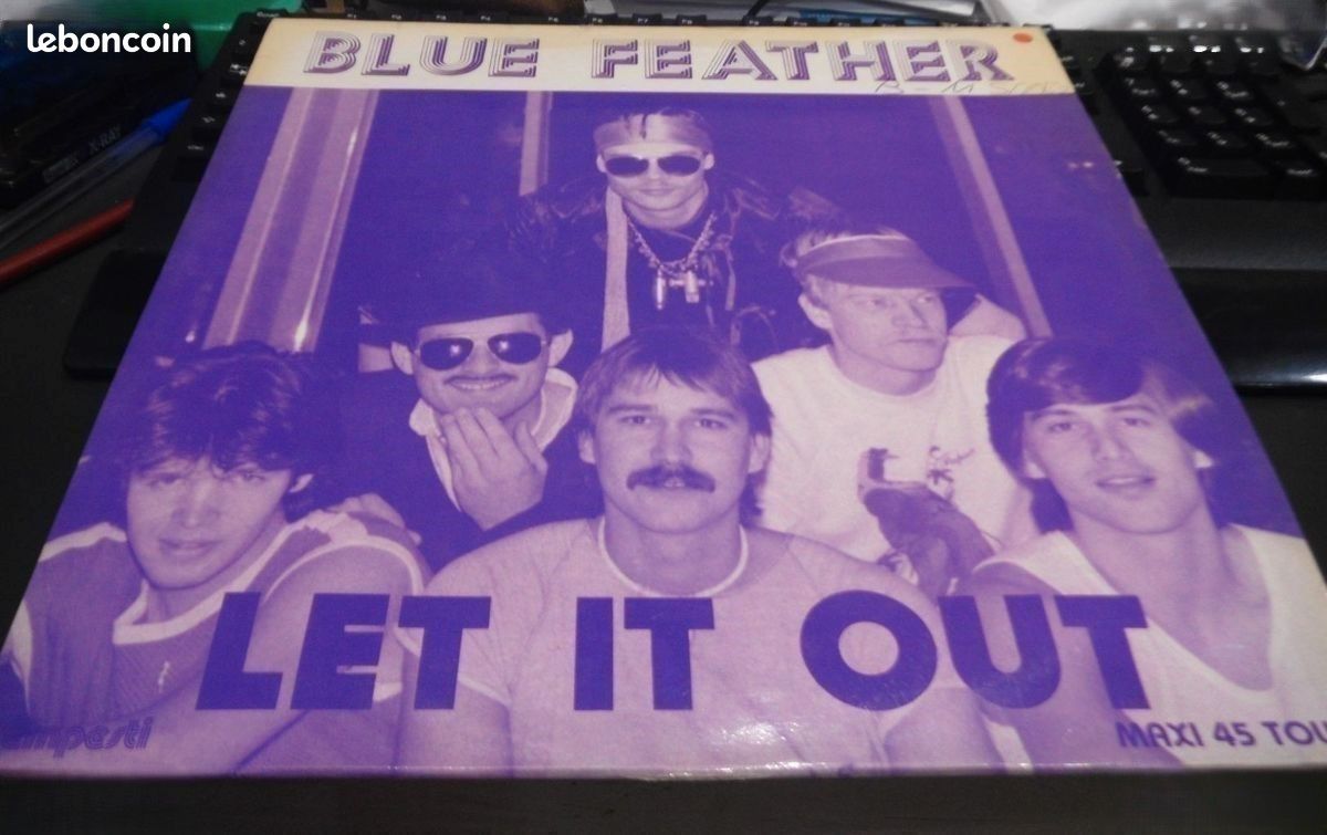 Vinyle maxi 45T - Blue Feather - Let It Out / instr (image 1)