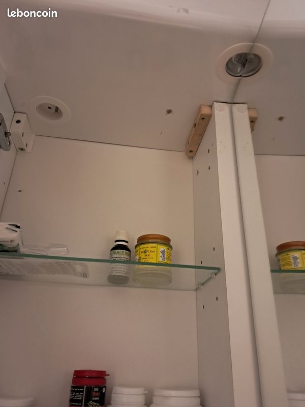 Pharmacie 3 portes vitrees (image 5)