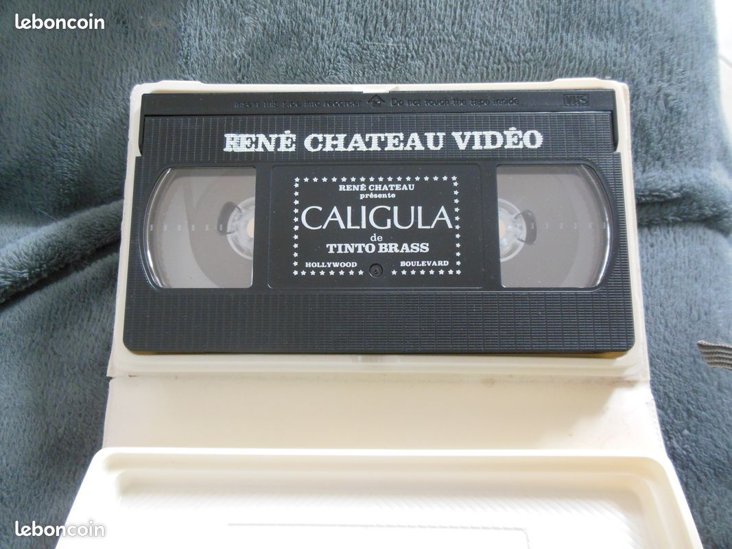VHS-CALIGULA -RARE-version-integrale-RENE CHATEAU-MALCOM MC DOWELL-PETER O TOOLE (image 3)