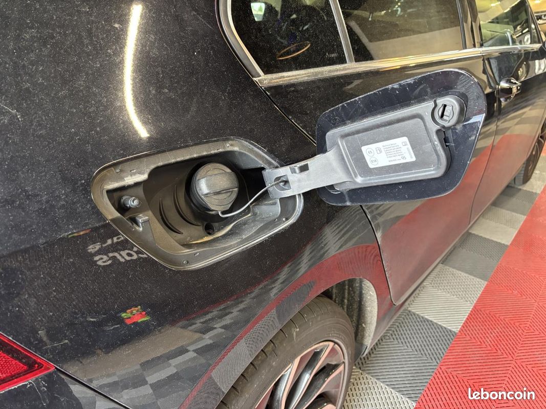 Volkswagen golf 1.5 e-tsi 130 mhev hybrid opf style dsg bva (image 12)