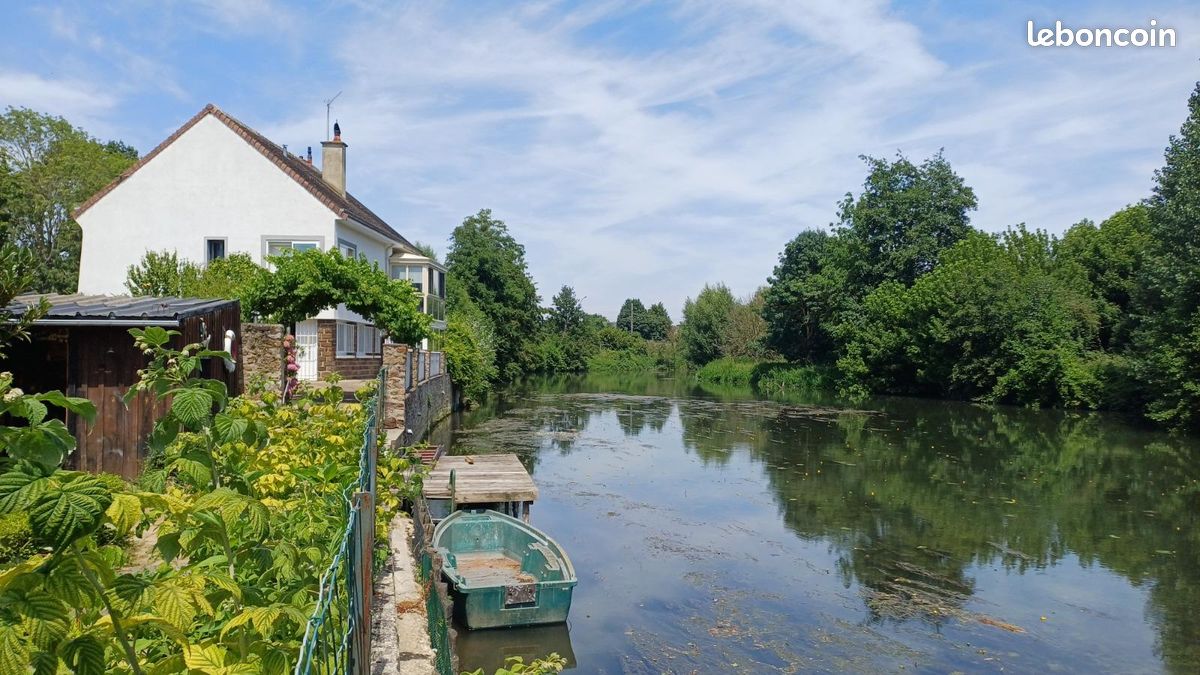 Maison 3 pièces 65 m² · à Yvré-l'Évêque · 65 m² · 230 560 €
