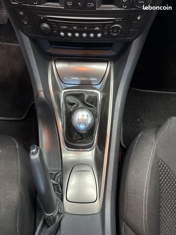 CITROEN C5 1.6 HDI 112ch MILLENIUM - 2010 - 161 000 km - Suivi complet (image 11)