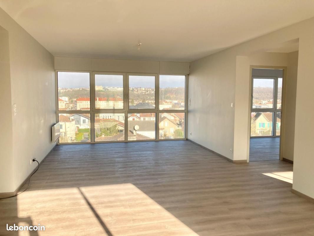 Appartement 3 pièces 85 m² · à Boulazac Isle Manoire · 85 m² · 827 €