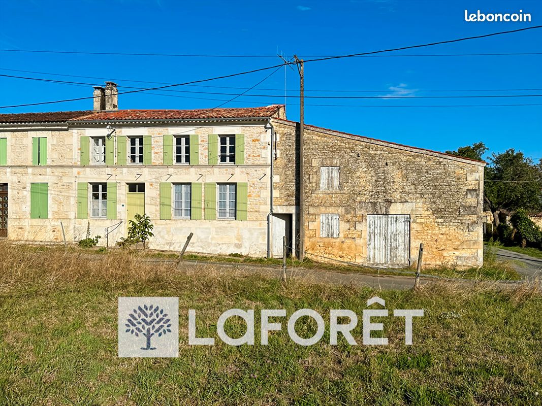 Maison 4 pièces 111 m² · à Saint-André-de-Lidon · 111 m² · 59 000 €