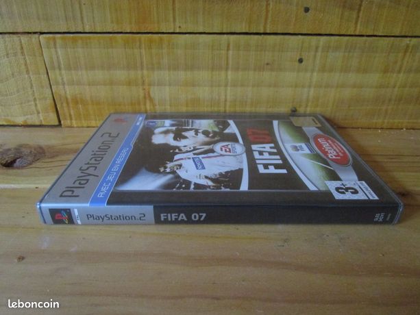 Jogo fifa 07 (Platinum) - psp em Promoção | Ofertas na