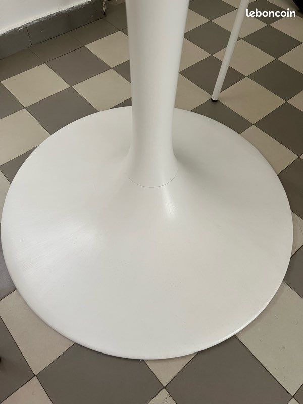 RÉSERVÉ / Table ronde blanche IKEA Docksta style Tulipe (image 5)