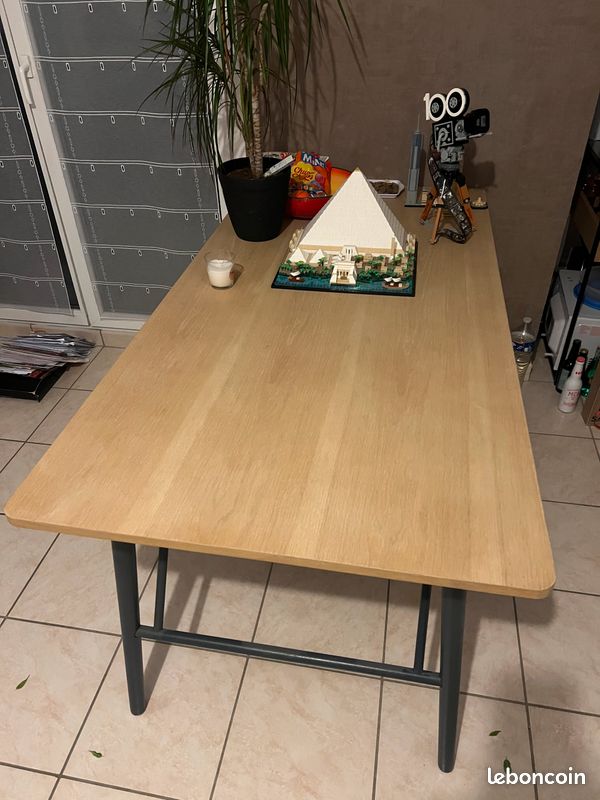 Table de salle à manger (image 3)