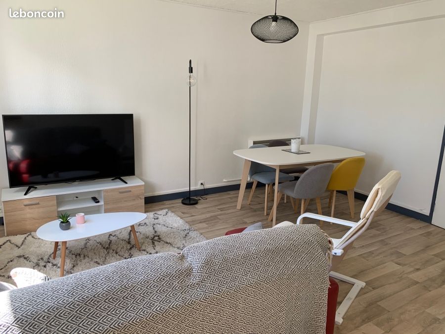 Appartement 1 pièce 73 m² · à Brest · 73 m² · 400 €