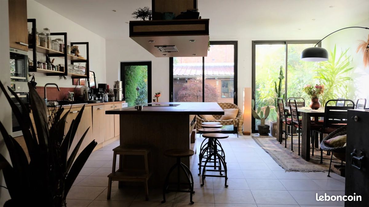 Maison 5 pièces 184 m² · à Fontenay-sous-Bois · 184 m² · 899 000 €