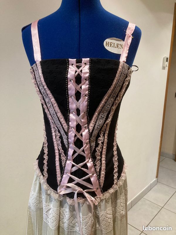 Bustier (image 1)