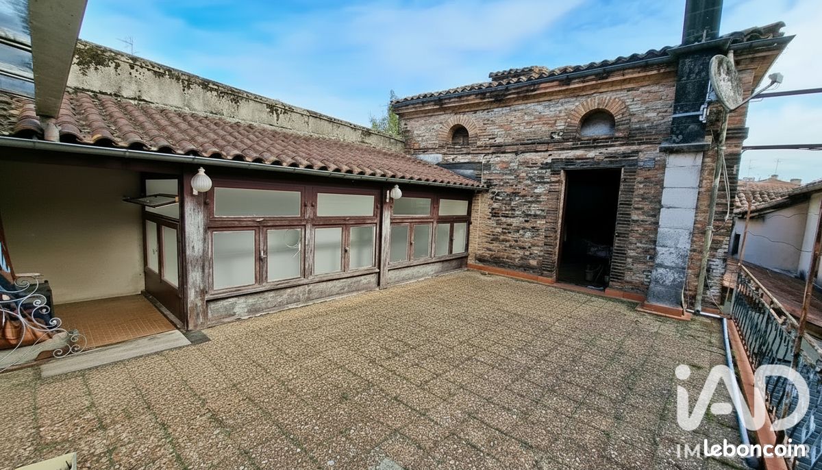 Immeuble 221 m² · à Moissac · 221 m² · 140 000 €