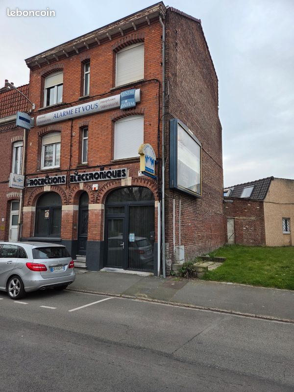 Immeuble 13 pièces 195 m² · à Mons-en-Baroeul · 195 m² · 408 000 €