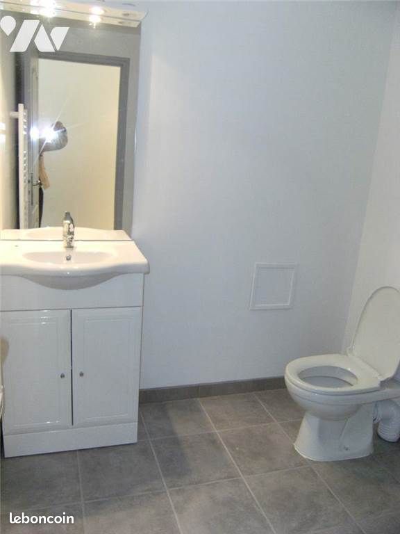 Appartement a louer  - 2 pièce(s) - 43 m2 - Surfyn