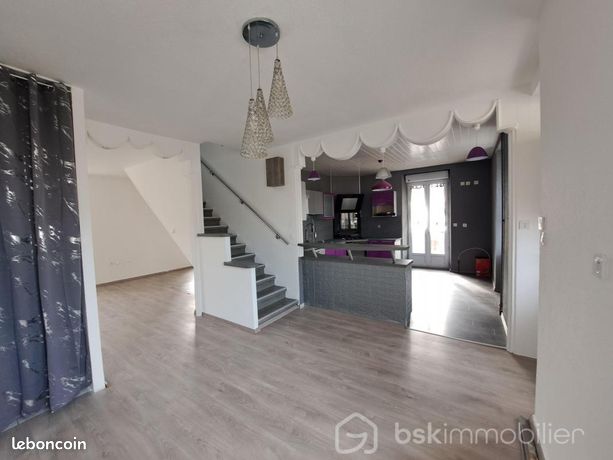 Maison de ville 10 pièces 210 m²