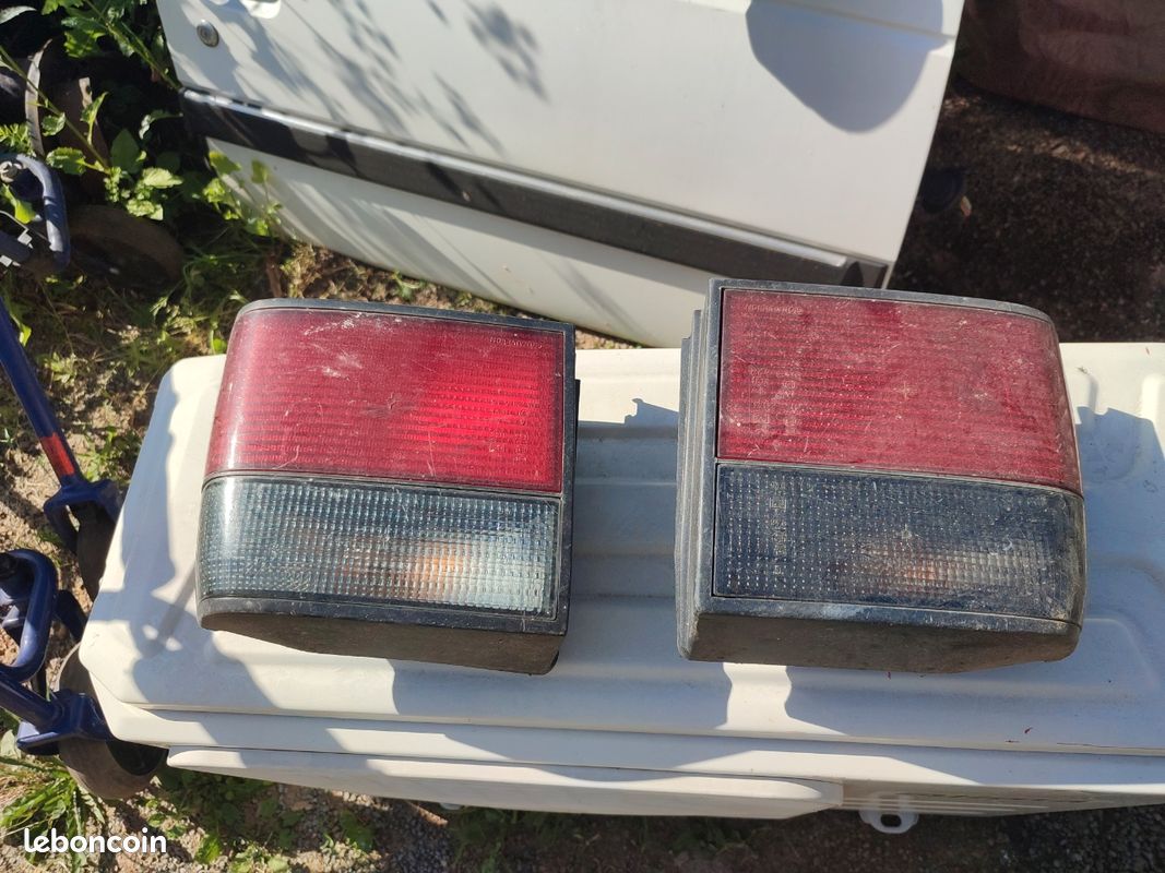 2 feux ar Renault 21 (image 3)