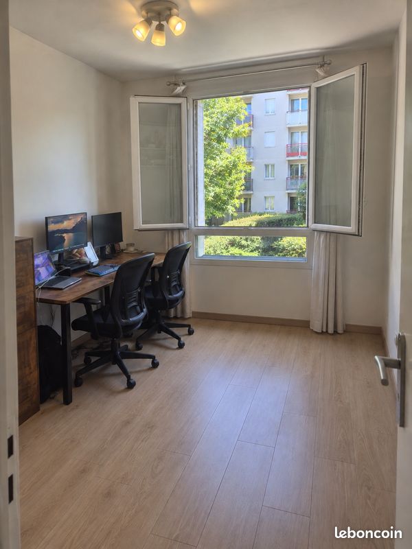 Appartement 3 pièces 54 m² · à Colombes · 54 m² · 250 000 €
