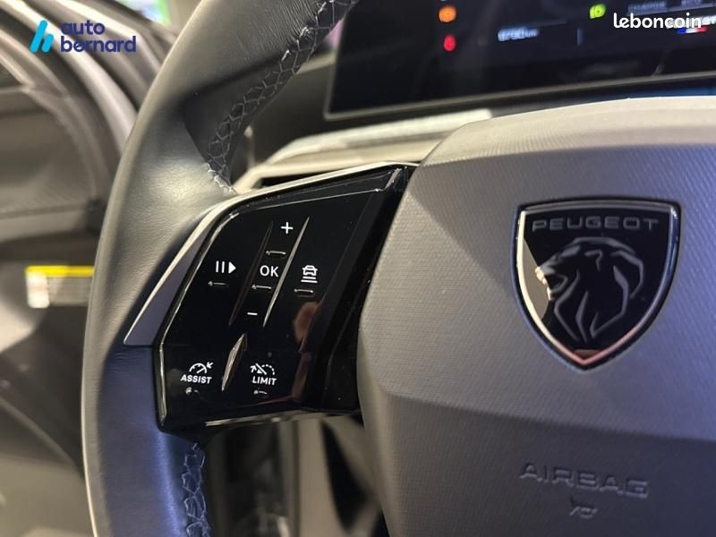 Peugeot 3008 1.2 Hybrid 145ch Allure e-DCS6 (image 18)