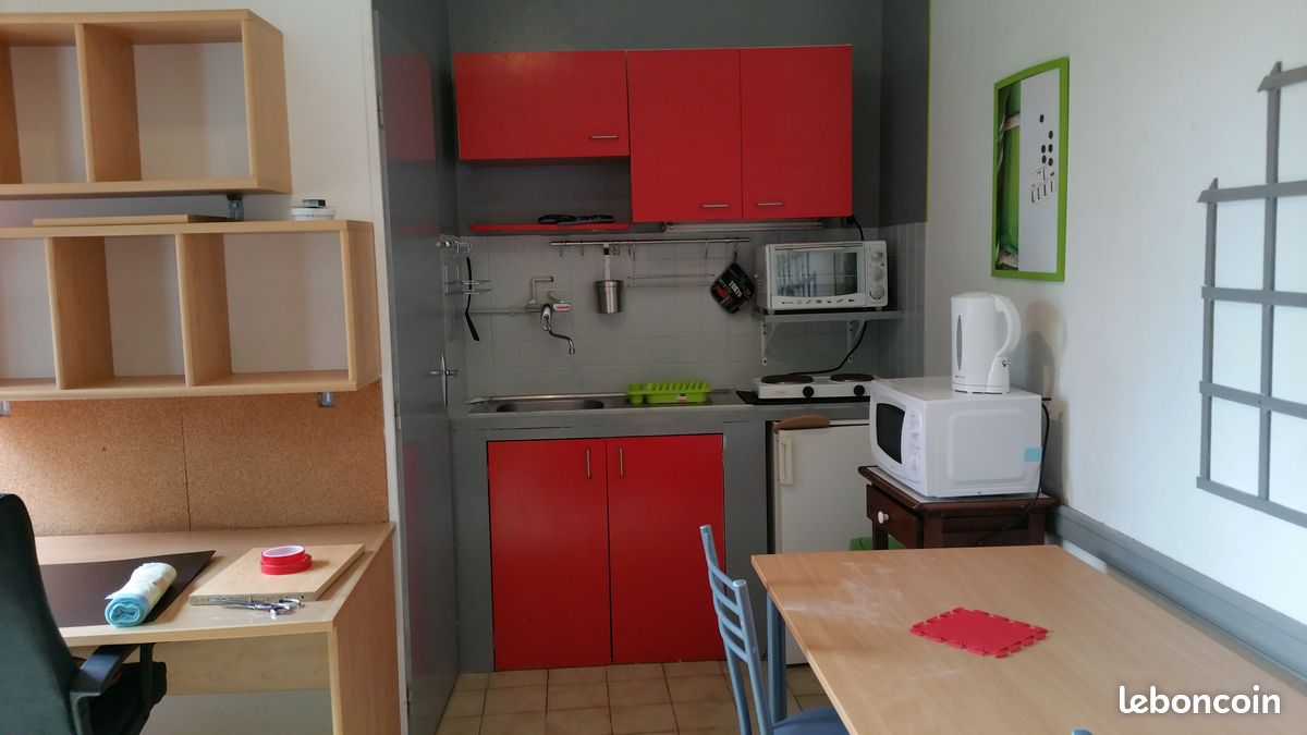 Appartement 1 pièce 17 m² · à Angoulême · 17 m² · 350 €/mois