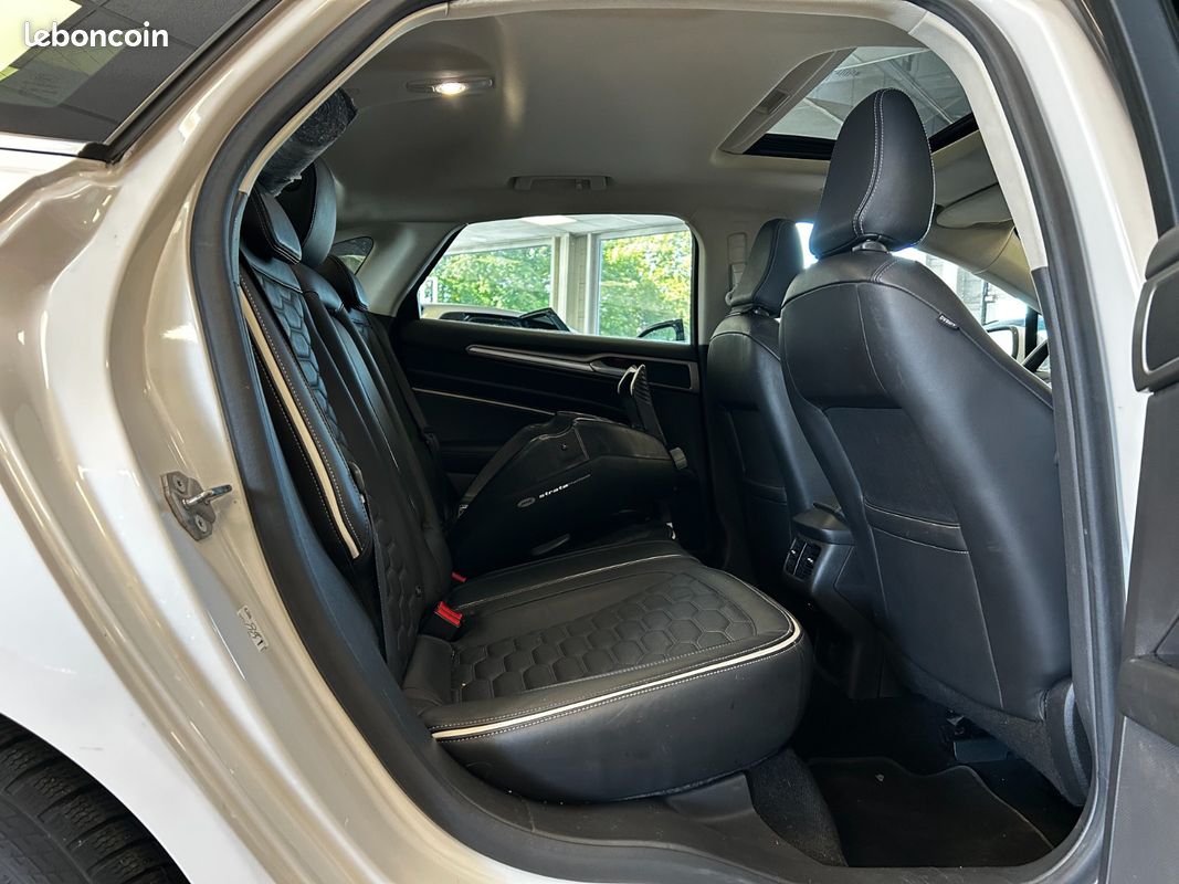 FORD MONDEO 2.0 Hybrid 187 Ch Vignale - Suivi Ford/Toit/Sono Sony - Garantie (image 7)