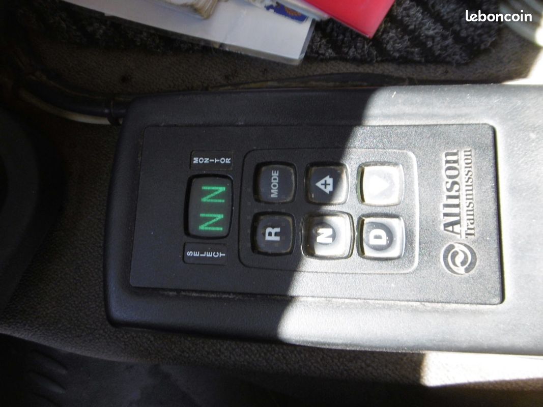 Renault Premium 320 6x2 (image 14)