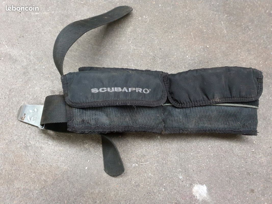 Ceinture à poches SCUBAPRO boucle inox occasion (image 1)